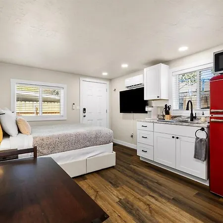 Eagle Nest Retreat - Modern Studio In Eagle